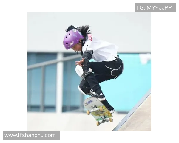 杭州滑板队在滑板战术排行榜中荣登第八名展现实力与潜力 杭州滑板队在滑板战术排行榜中荣登第八名展现实力与潜力