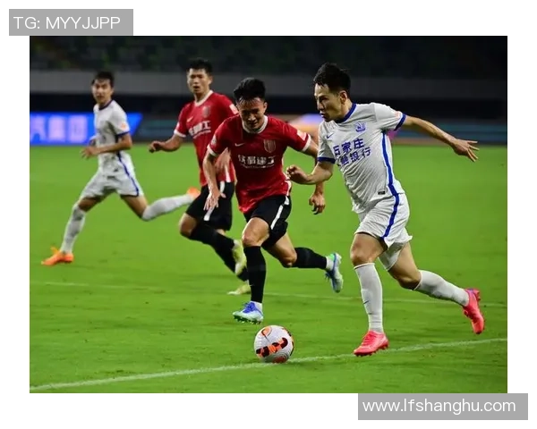 成都足球队荣登足球灵活性排行榜第五名展现出色竞技水平与团队协作能力