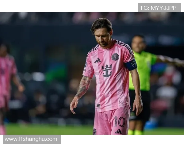 法国足球明星年满25岁展现巅峰实力引发全球关注与期待